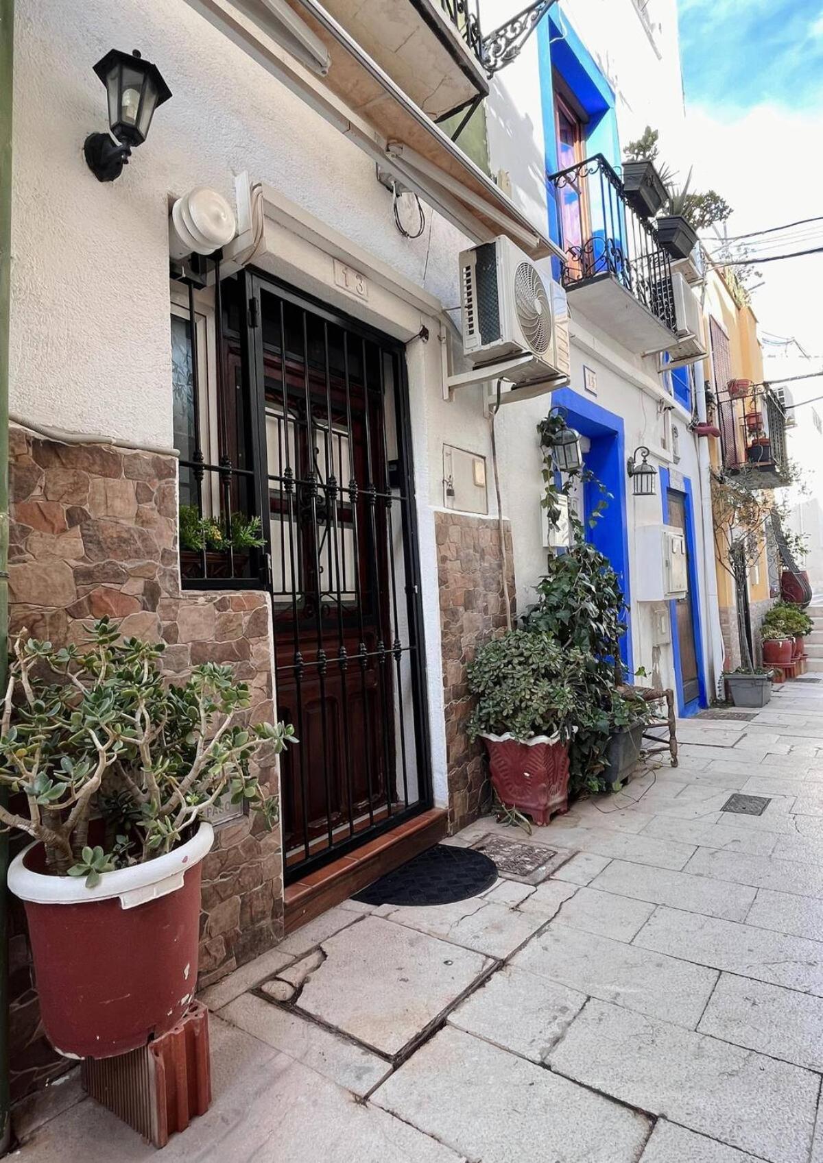 Apartamento En Casco Antiguo De 阿利坎特 外观 照片